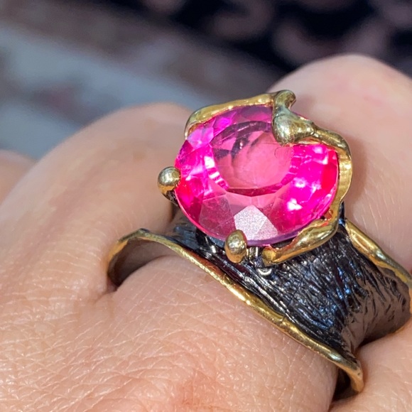 Breathtaking Pink Topaz Ring - Picture 13 of 13